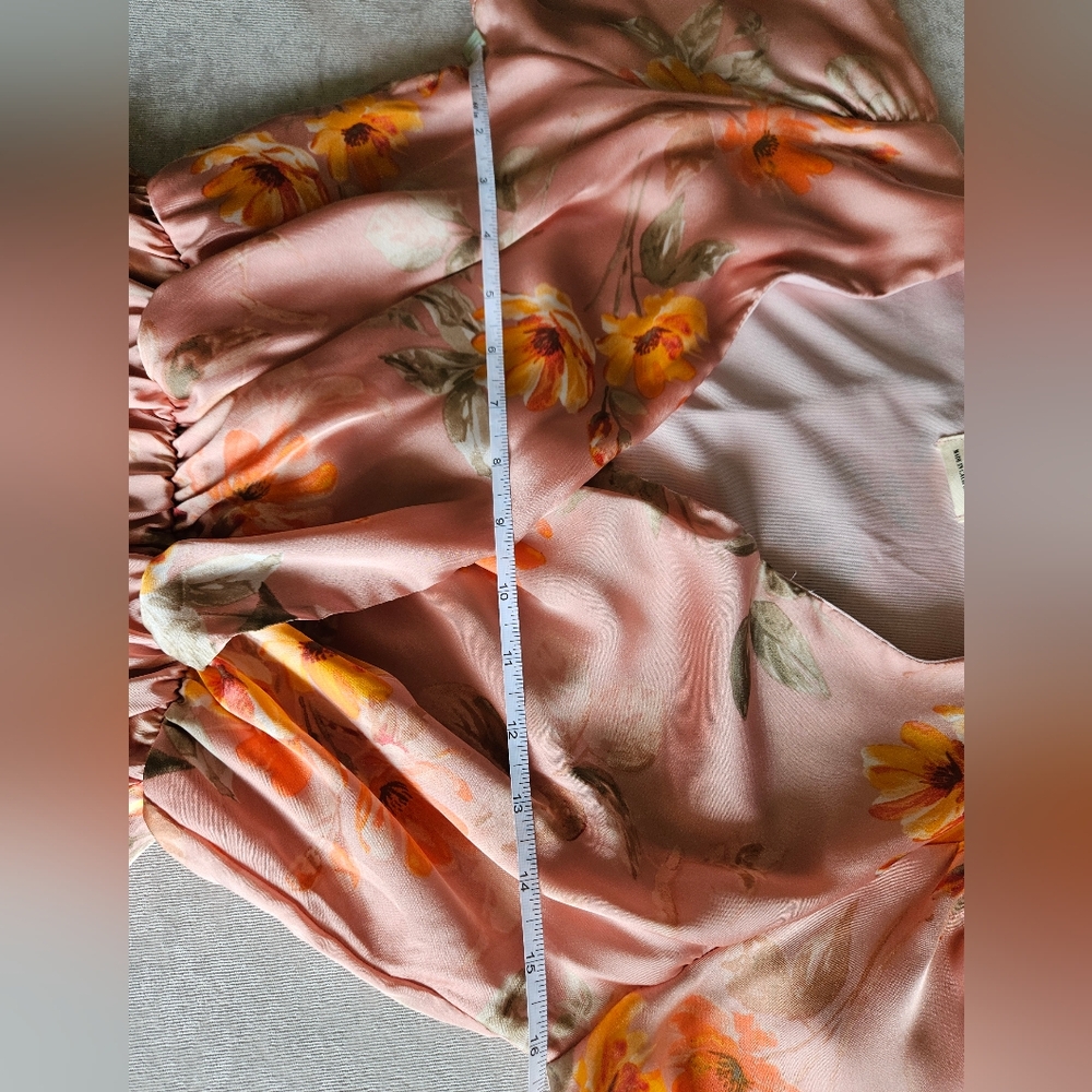 NWT Peach Love Satin Wrap Mini Dress - small - Picture 9 of 9